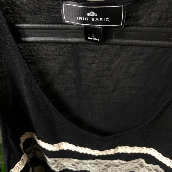 IRIS BOUTIQUE Lace tank top - Picture 2 of 2